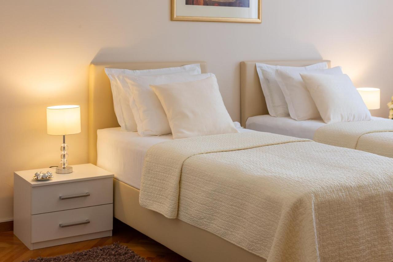 Exclusive Center Apartments Zara Esterno foto
