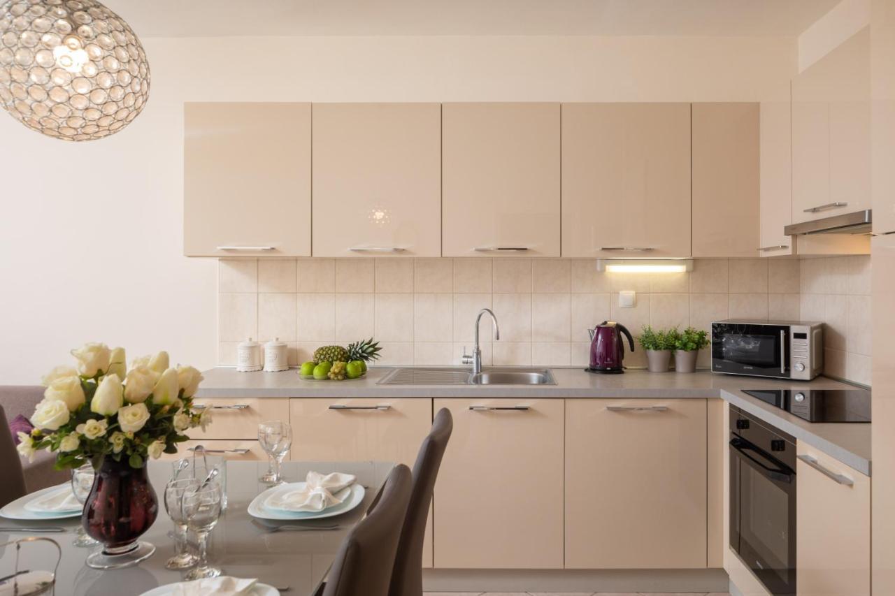 Exclusive Center Apartments Zara Esterno foto
