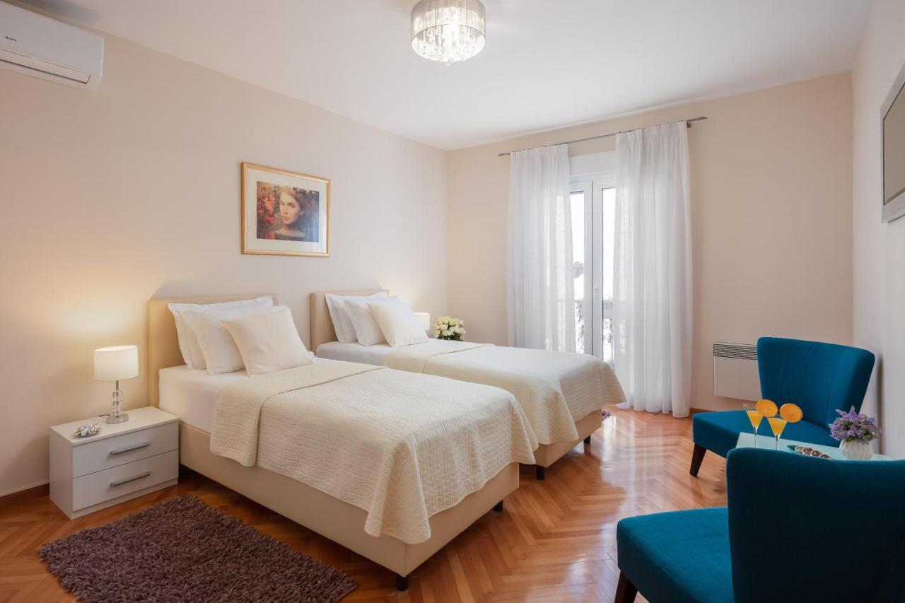 Exclusive Center Apartments Zara Esterno foto