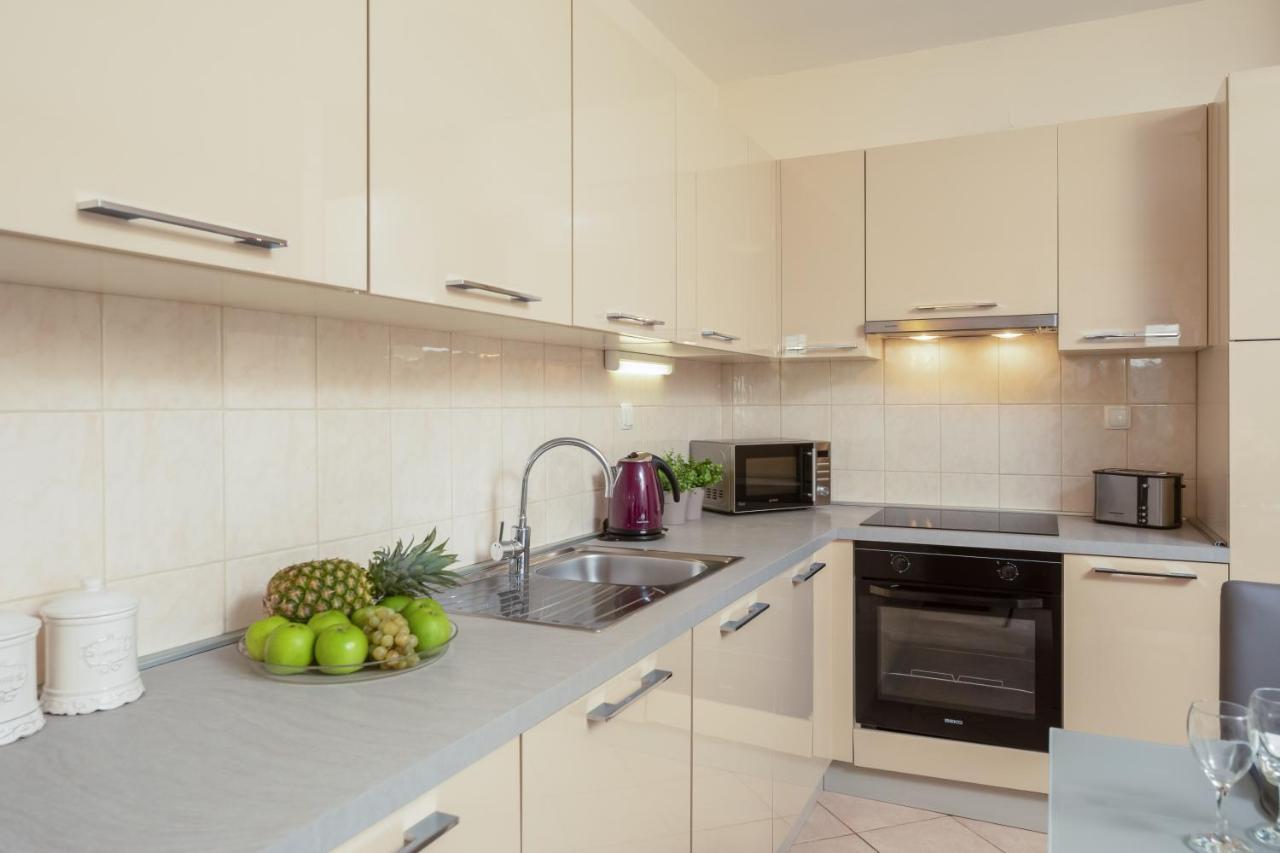Exclusive Center Apartments Zara Esterno foto