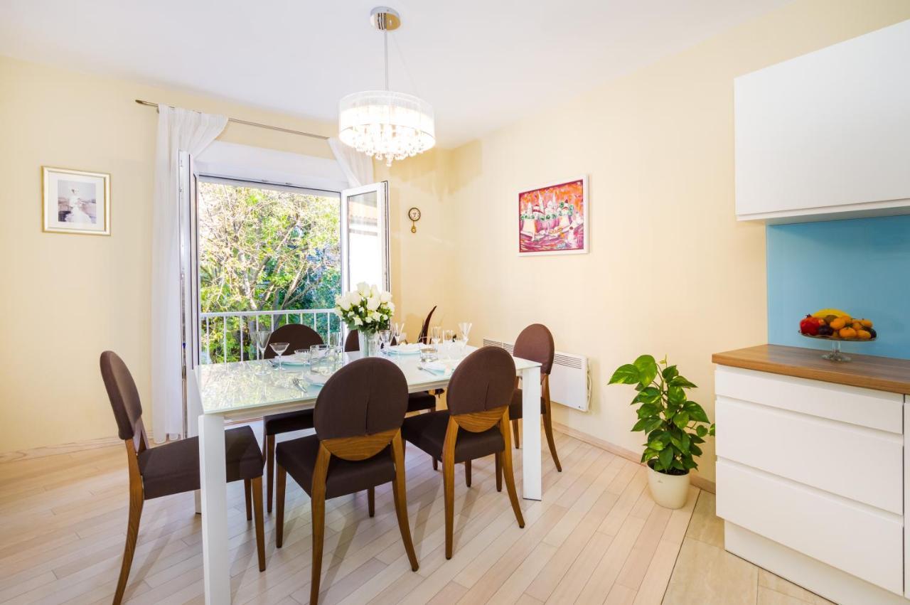 Exclusive Center Apartments Zara Esterno foto