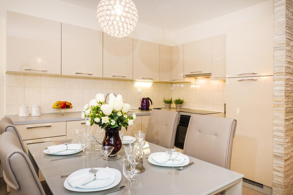 Exclusive Center Apartments Zara Esterno foto